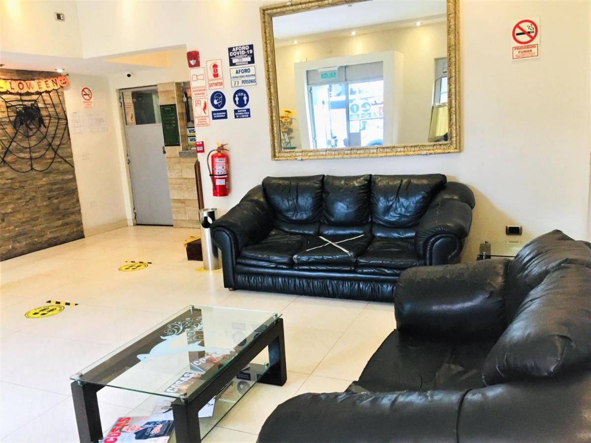 Hostal Carlos Tenaud Λίμα Εξωτερικό φωτογραφία