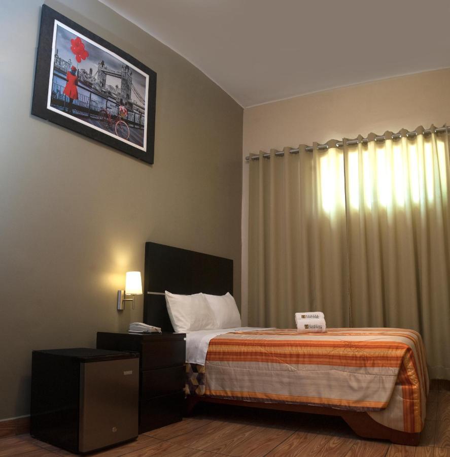 Hostal Carlos Tenaud Λίμα Εξωτερικό φωτογραφία